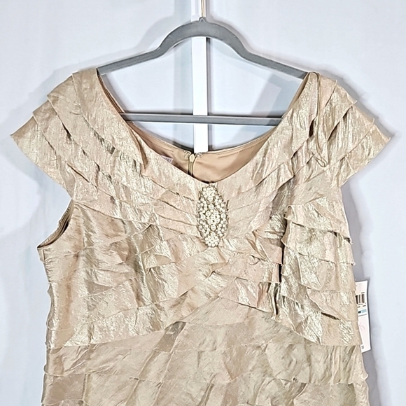 London Times Woman Champagne Dress NWT Size 20 - Picture 2 of 8